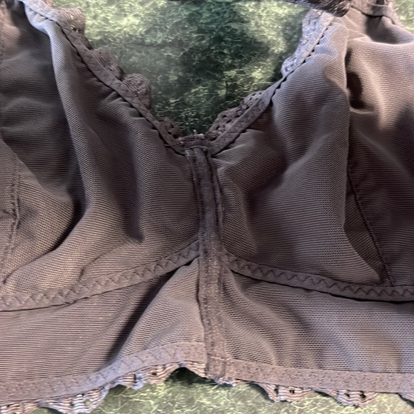 Felina Lingerie Lace racerback Bras size large black and gray - Picture 7 of 9